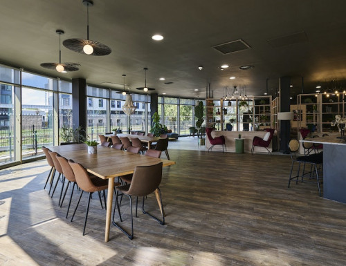 Deakins Place  - Gallery -  3
