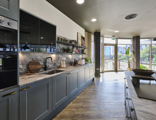 Deakins Place - Gallery - 6
