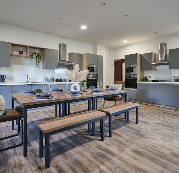  En-Suite Gold Plus  -  Deakins Place  - Gallery -  3