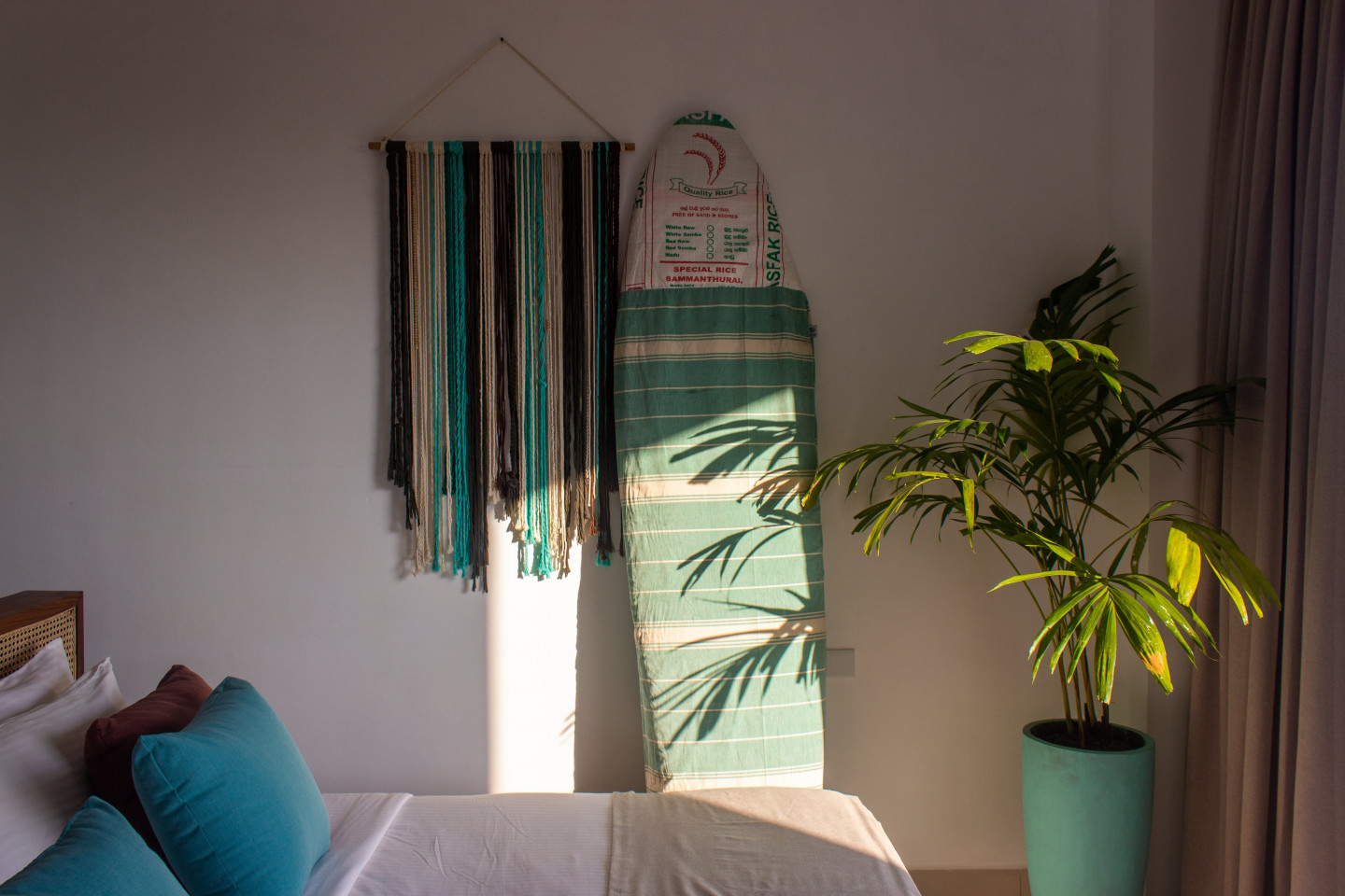 Ocean Front Deluxe Room - 18