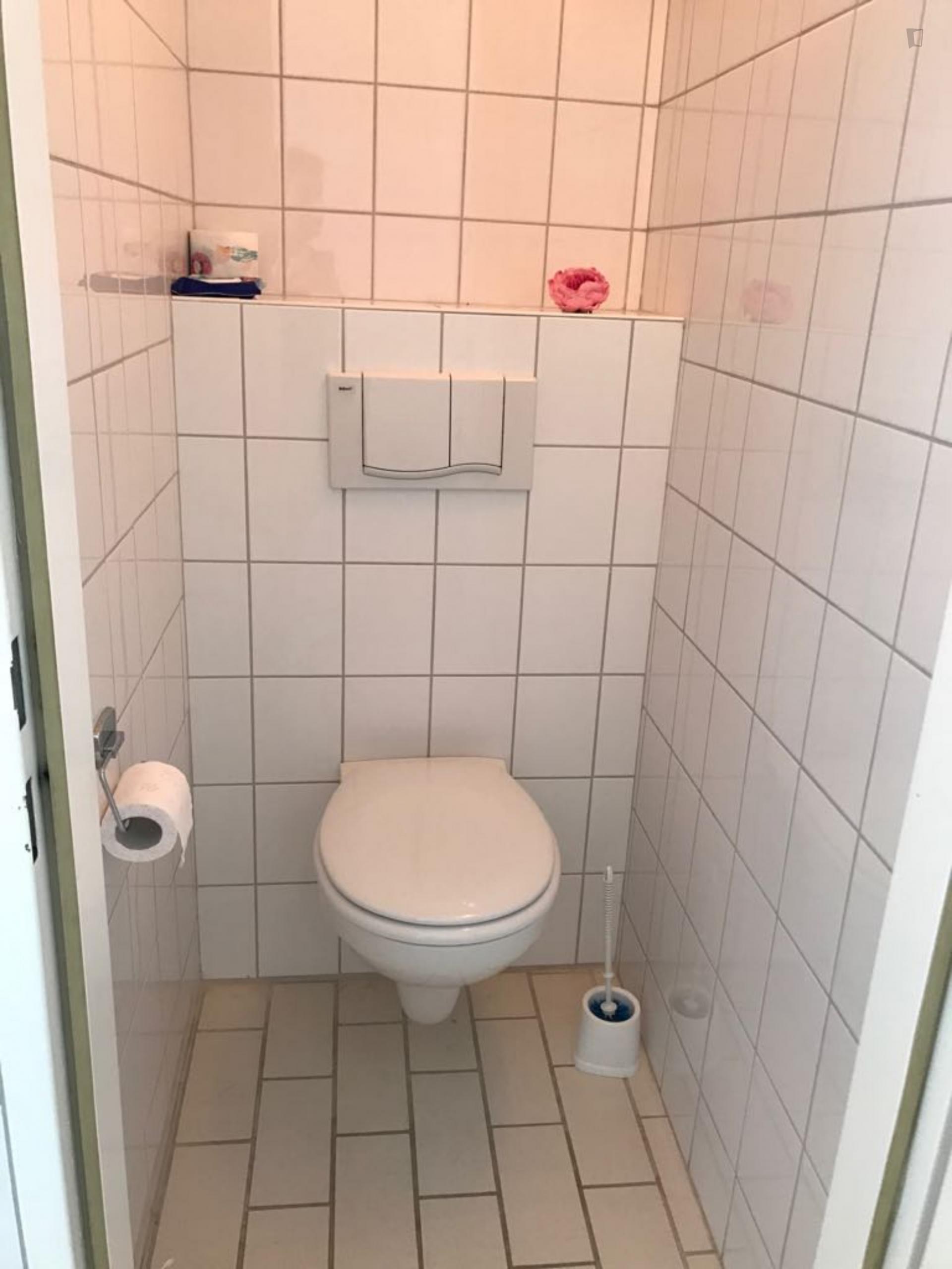 Snug bedroom near the Julius-Leber-Brücke station