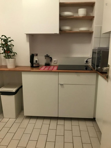 Snug bedroom near the Julius-Leber-Brücke station - Gallery - 12