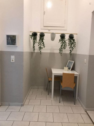 Snug bedroom near the Julius-Leber-Brücke station - Gallery - 6