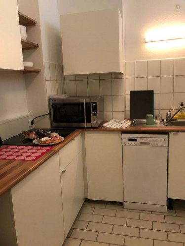 Snug bedroom near the Julius-Leber-Brücke station - Gallery - 15
