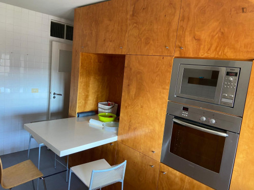 Single bedroom close to Faculty of Economics, University of Coimbra