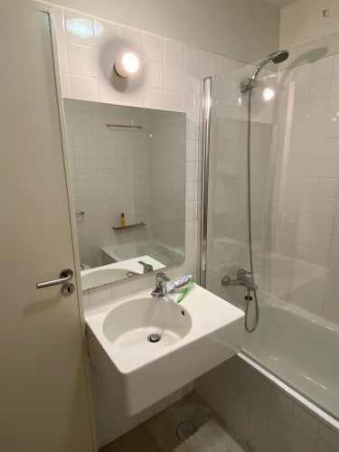 Single bedroom close to Faculty of Economics, University of Coimbra - Gallery - 9