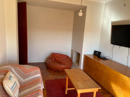 Single bedroom close to Faculty of Economics, University of Coimbra - Gallery - 16