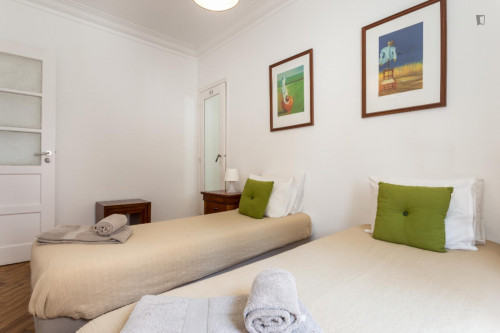 2-Bedroom apartment near Castelo de São Jorge  - Gallery -  5