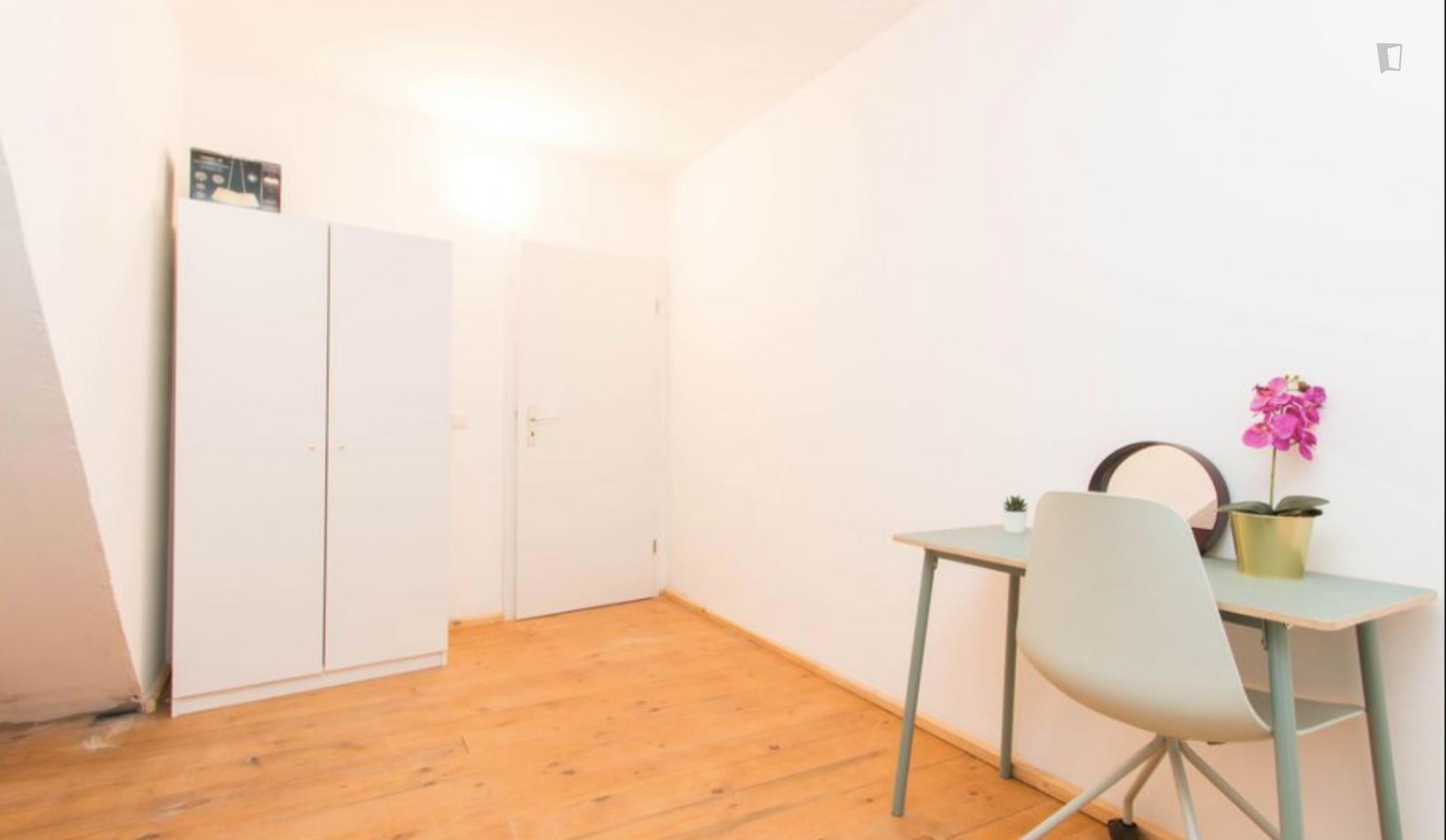 Homely single bedroom in Spandau