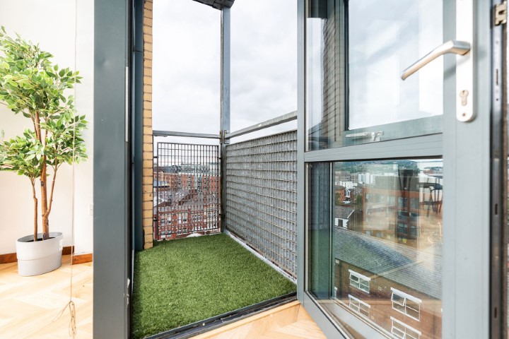 6 Bedroom Apartment - Portland Tower - Gallery - 11