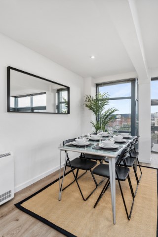 7 Bedroom Apartment - Portland Tower - Gallery - 14