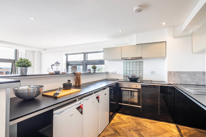 7 Bedroom Apartment - Portland Tower - Gallery - 23