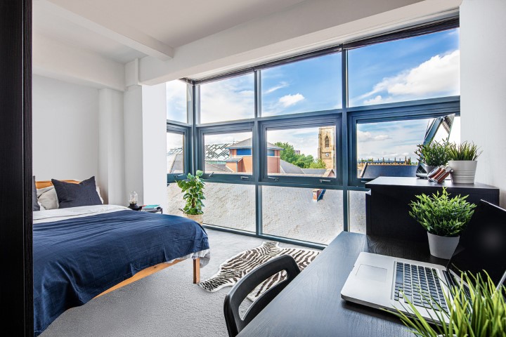 Individual Rooms - Portland Tower - Gallery - 1