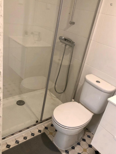 Elegant studio within walking distance from Nova SBE in Carcavelos Centre