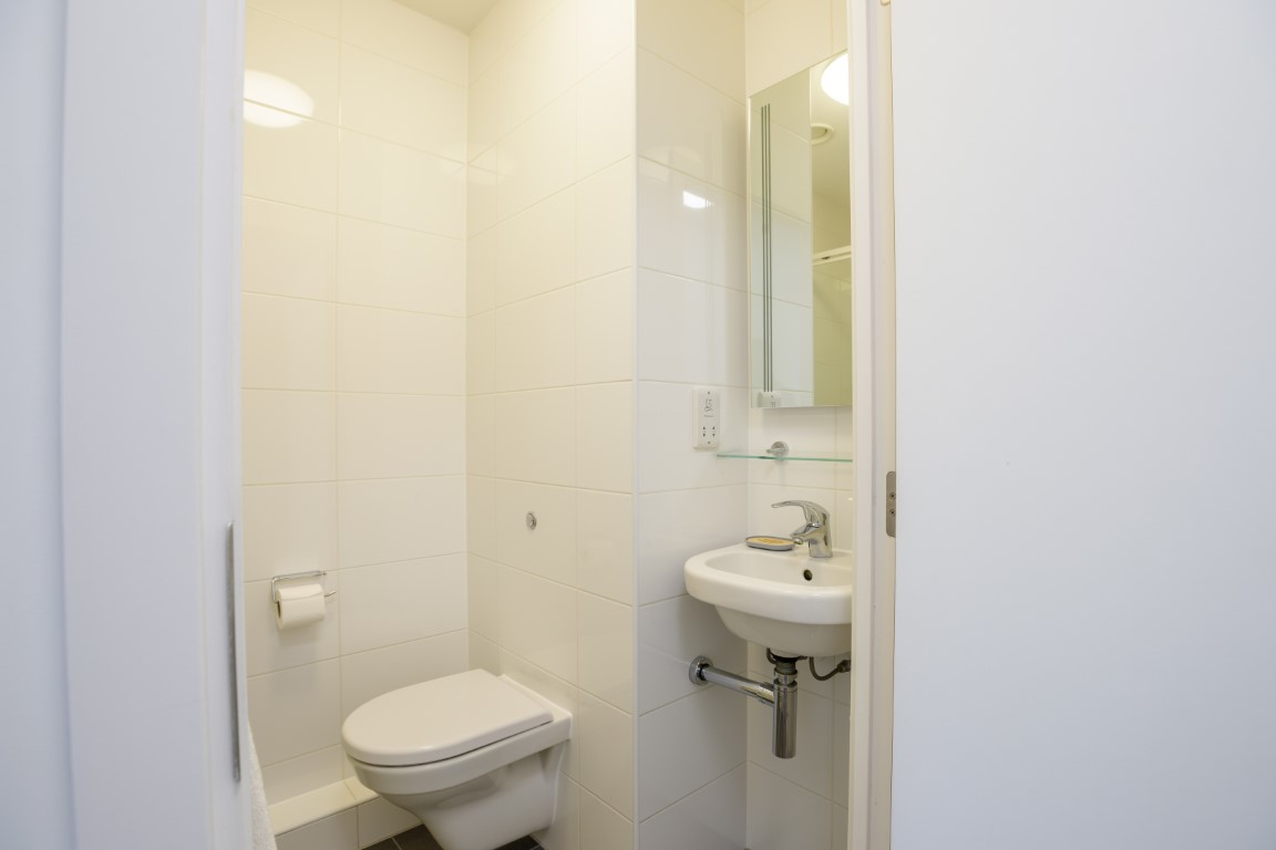 5 Bed Upper Floor En-Suite - 5