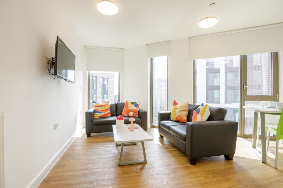 5 Bed Upper Floor En-Suite - 13
