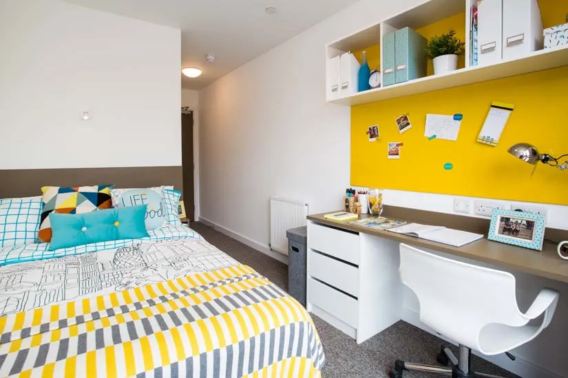  5 Bed Standard En-Suite  -  Felda House (Wembley)  - Gallery -  1