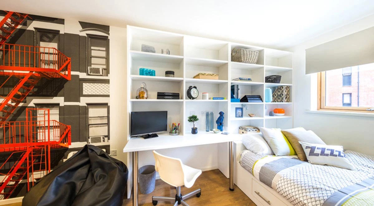Silver En-Suite - 4