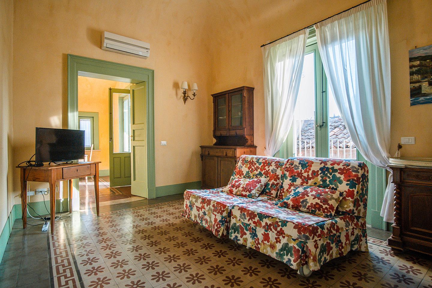 Bed In A 2-Bed Gender Separated Room - 4