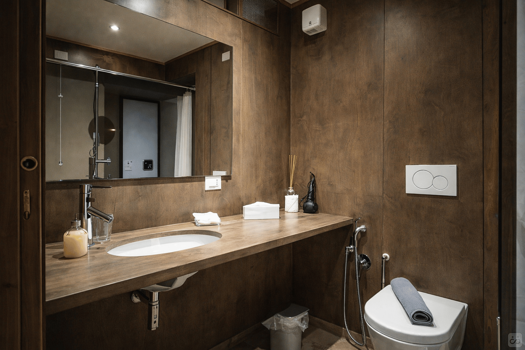 Quad Premium Apartment - 15
