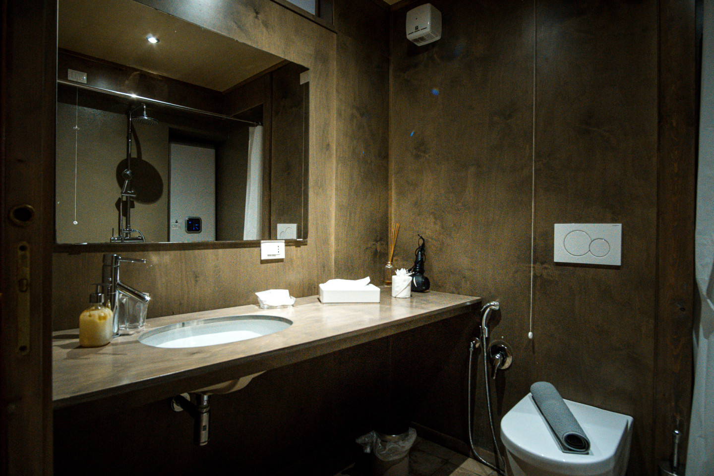 Quad Premium Apartment - 23