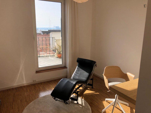 Sunny 1-bedroom apartment in downtown Lisbon - Gallery - 13