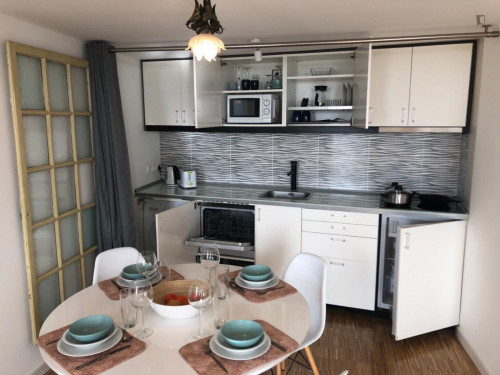 Sunny 1-bedroom apartment in downtown Lisbon - Gallery - 11