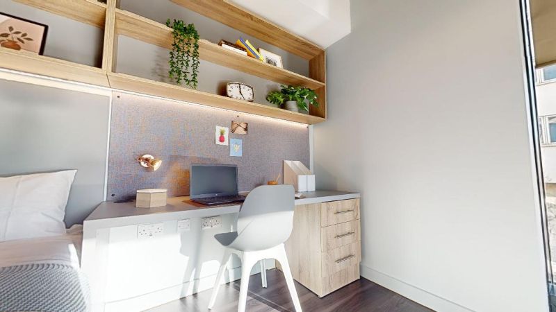 Diamond Studio Deluxe  -  iQ Aldgate  - Gallery -  5