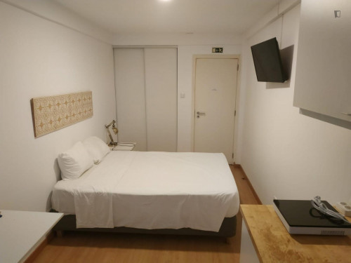 Lovely studio in an apartment, in Saldanha