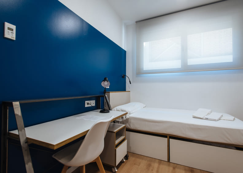  Single Room Premium  -  Hubr Xior Sevilla  - Gallery -  1