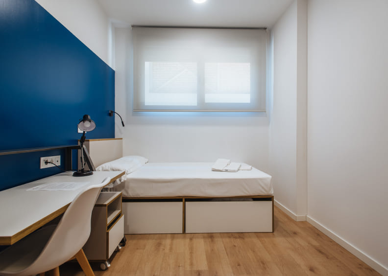  Single Room Premium  -  Hubr Xior Sevilla  - Gallery -  3