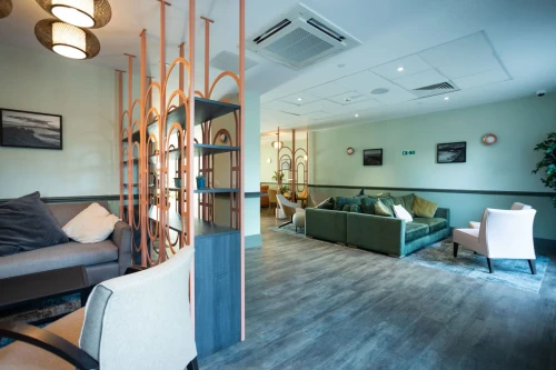 Crown Place - Gallery - 17