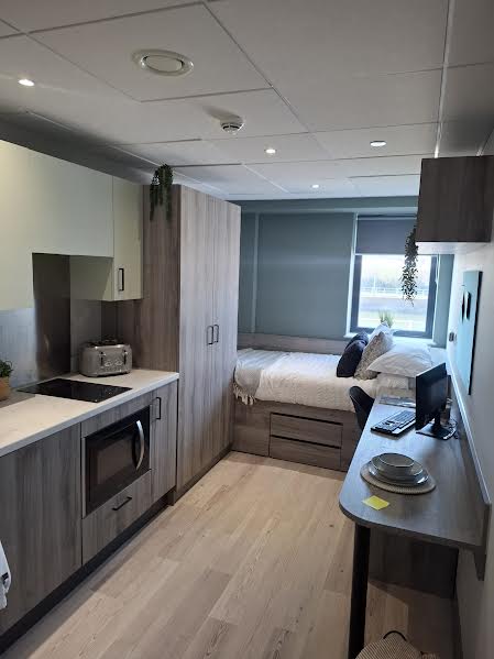  Premium Studio (Water Facing)  -  Crown Place  - Gallery -  3