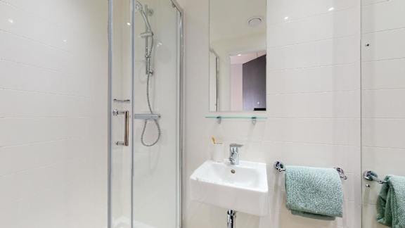  Luxury Studio  -  Crown Place  - Gallery -  3