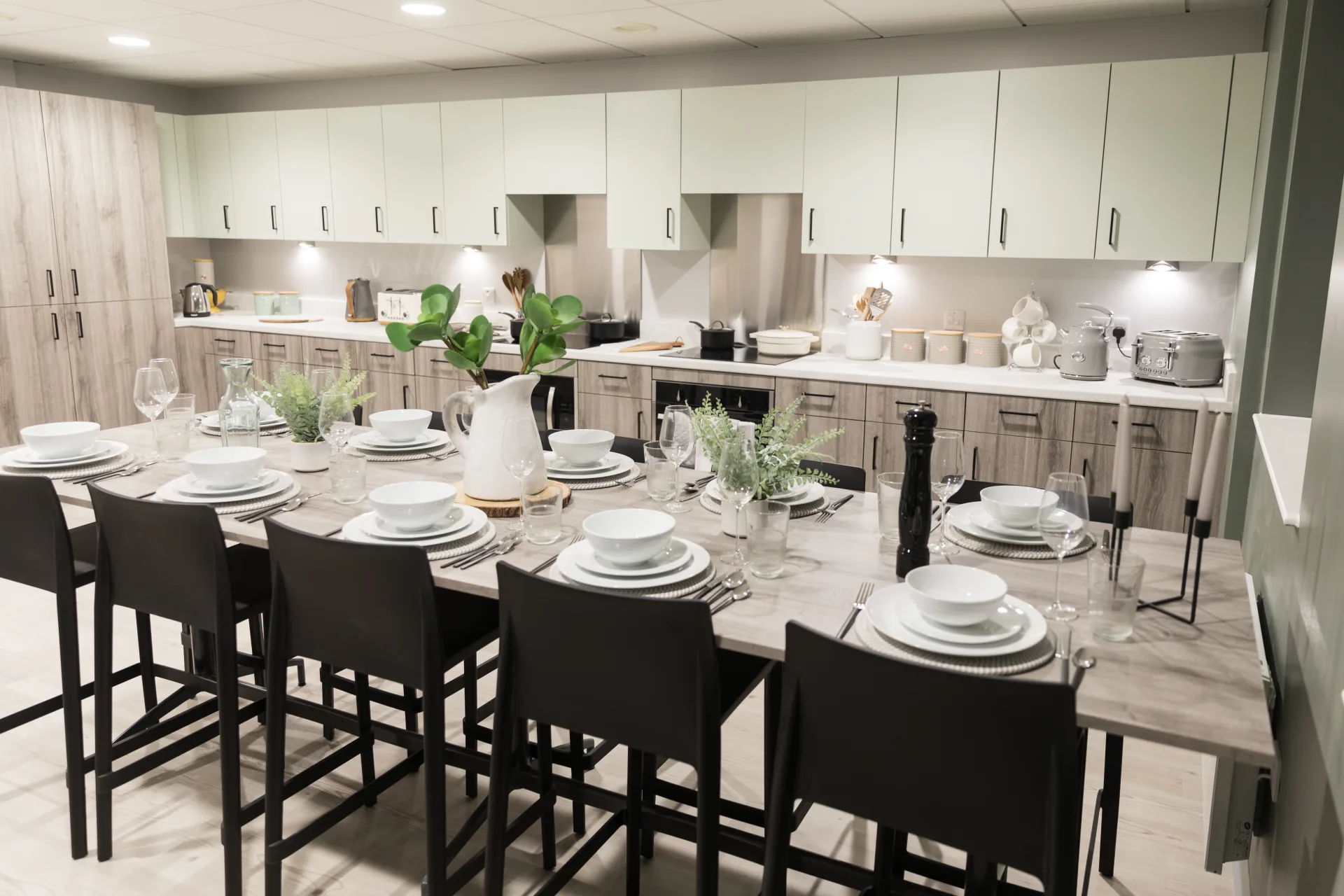  Deluxe En-Suite  -  Crown Place  - Gallery -  12