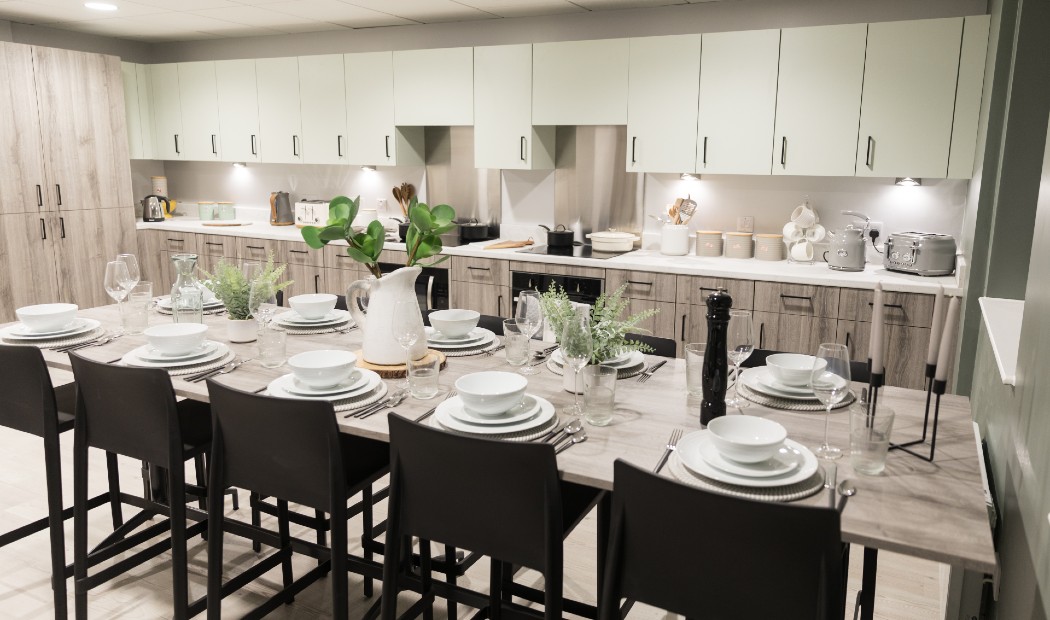  Classic En-Suite  -  Crown Place  - Gallery -  4