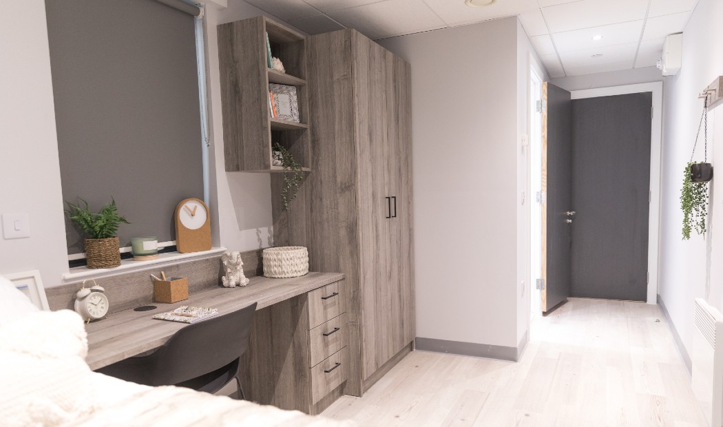  Classic En-Suite  -  Crown Place  - Gallery -  2