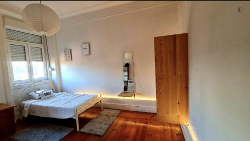 Single bedroom, with balcony, near Universidade de Coimbra