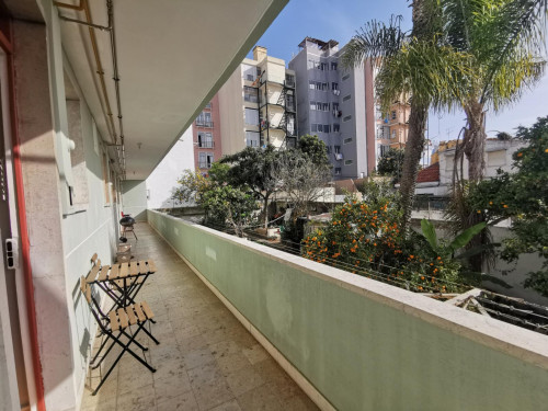 Welcoming 2-bedroom apartment in Graça - Gallery - 25