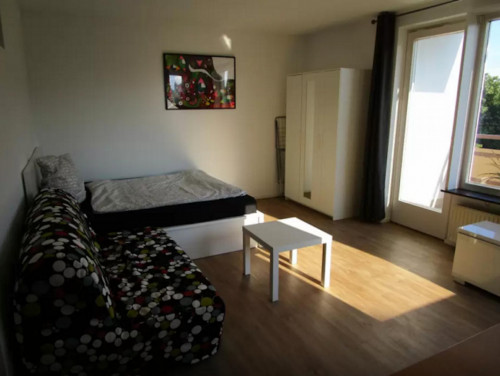 Modern double bedroom close to Paracelsus-Bad metro station - Gallery - 11