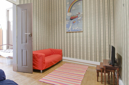 Fancy double bedroom minutes away from Instituto Superior de Agronomia - Gallery - 16