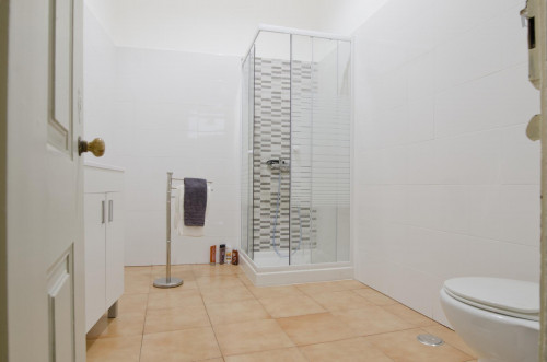 Fancy double bedroom minutes away from Instituto Superior de Agronomia - Gallery - 8