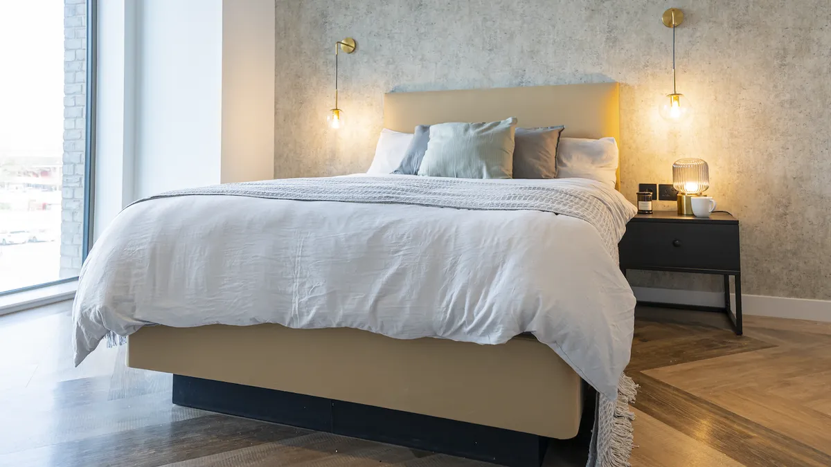  Large 3-Bedroom Apartment  -  Ancoats Gardens  - Gallery -  1