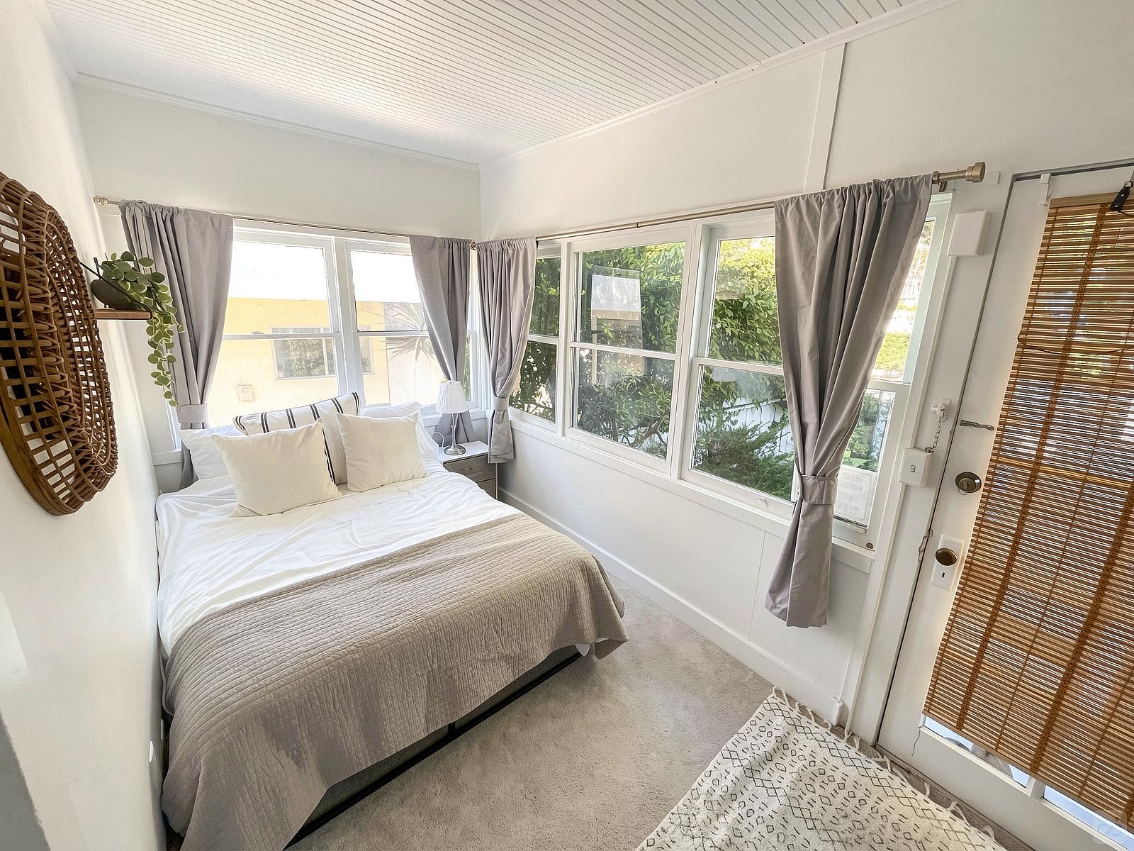  Private Room  -  Stunning house near Santa Monica Pier  - Gallery -  4