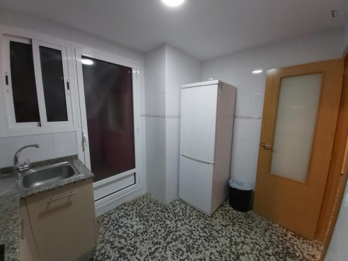 Very comfy double bedroom near the Ayora metro  - Gallery -  5