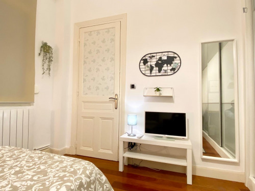 Wonderful single bedroom in a student flat, in Abando - Gallery - 17