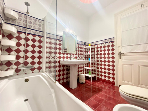 Wonderful single bedroom in a student flat, in Abando - Gallery - 6