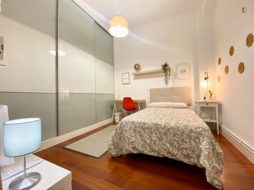 Wonderful single bedroom in a student flat, in Abando - Gallery - 10