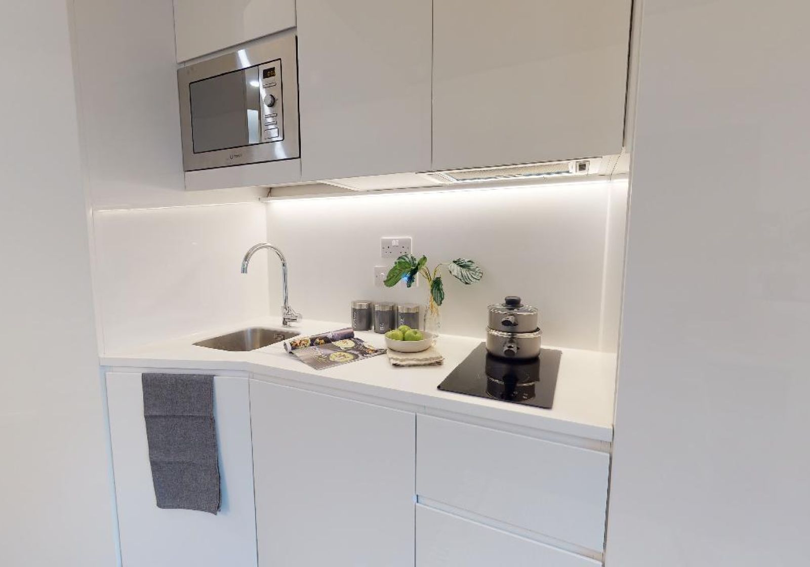  Bronze Studio  -  iQ Brighton  - Gallery -  6