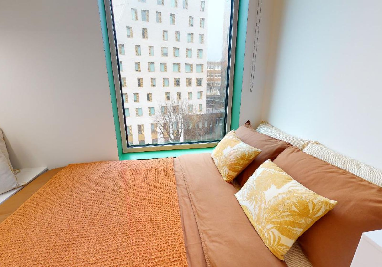  Bronze Studio  -  iQ Brighton  - Gallery -  1